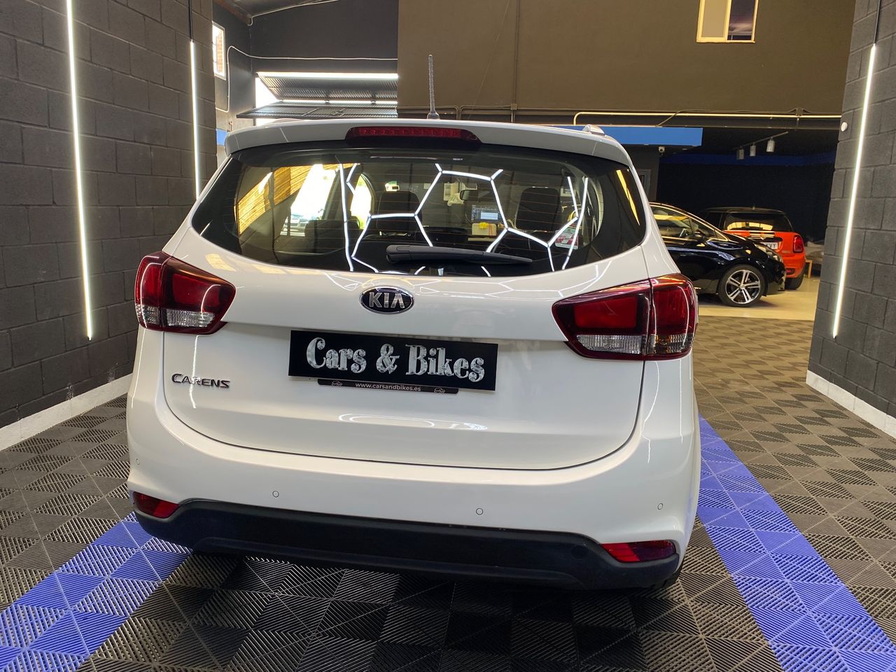Kia Carens 1.6 GDi 99 kW - Foto 11