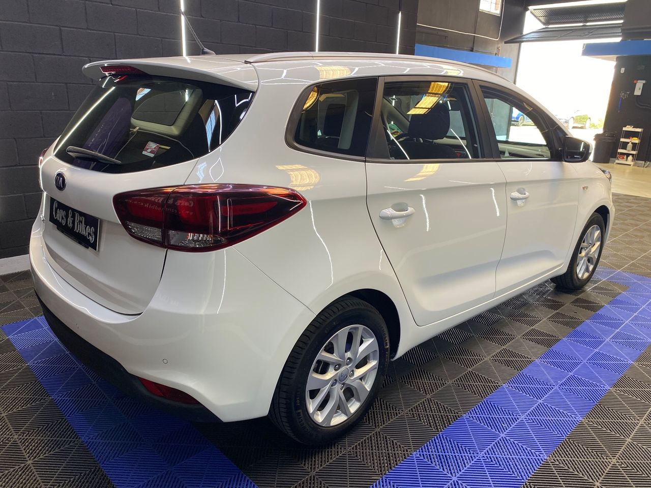 Kia Carens 1.6 GDi 99 kW - Foto 7