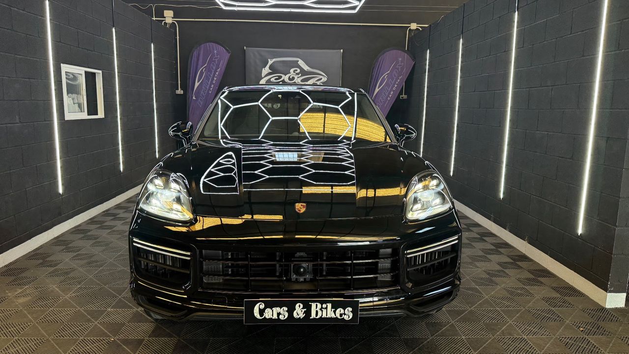 Porsche Cayenne Turbo Coupé - Foto 26