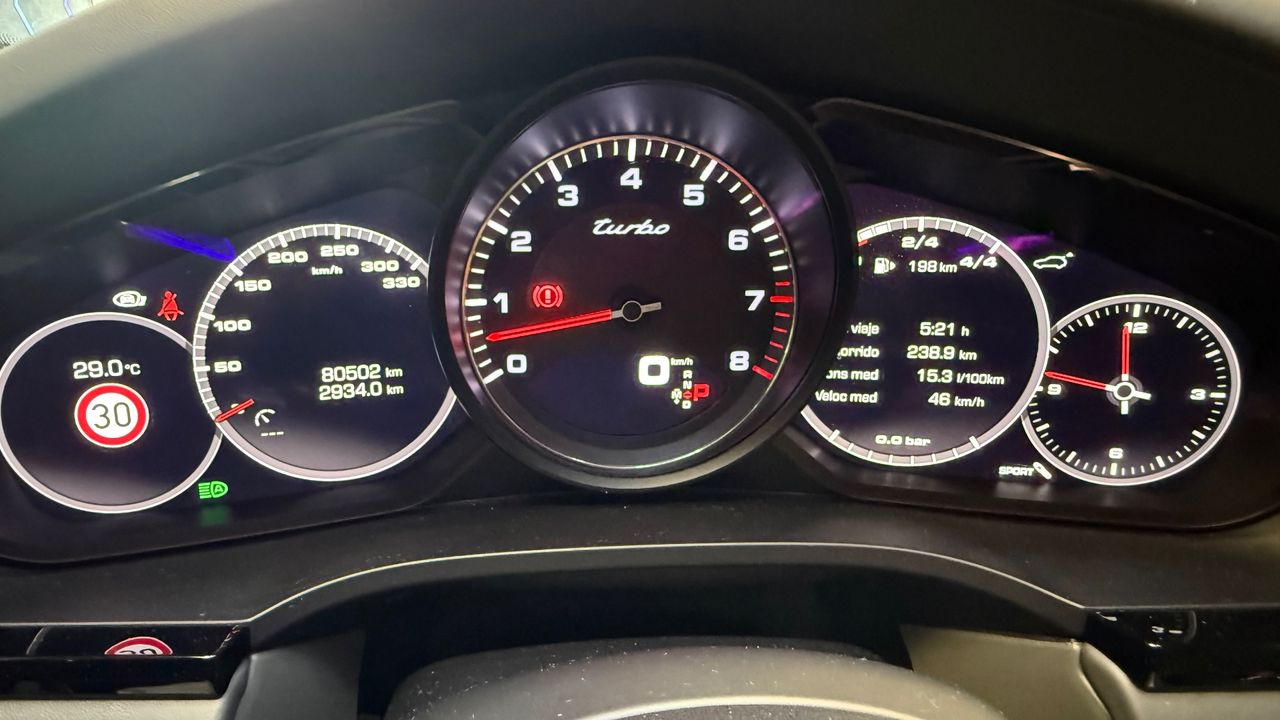 Porsche Cayenne Turbo Coupé - Foto 17