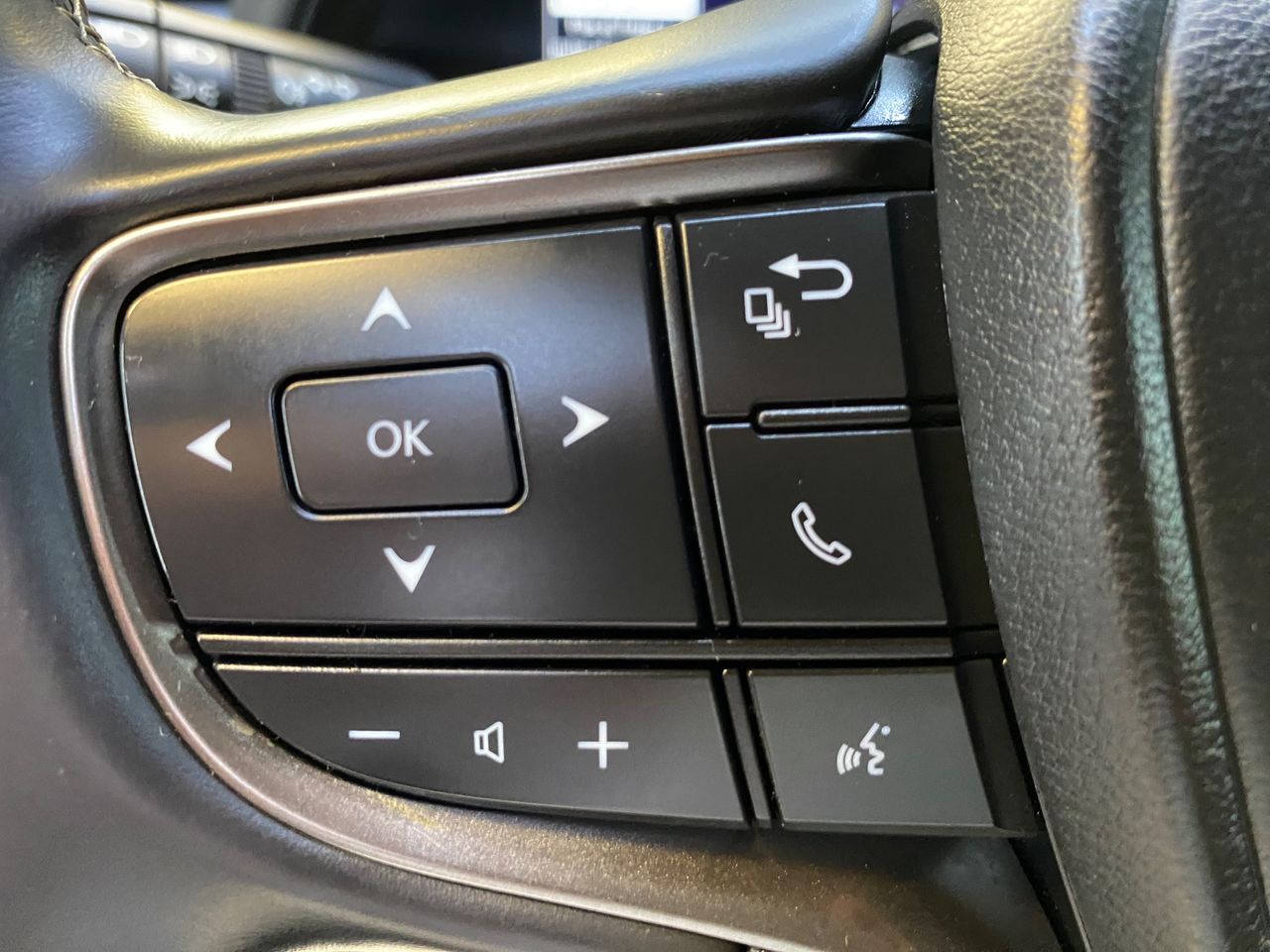 Lexus UX 250h 4x2 Business - Foto 23