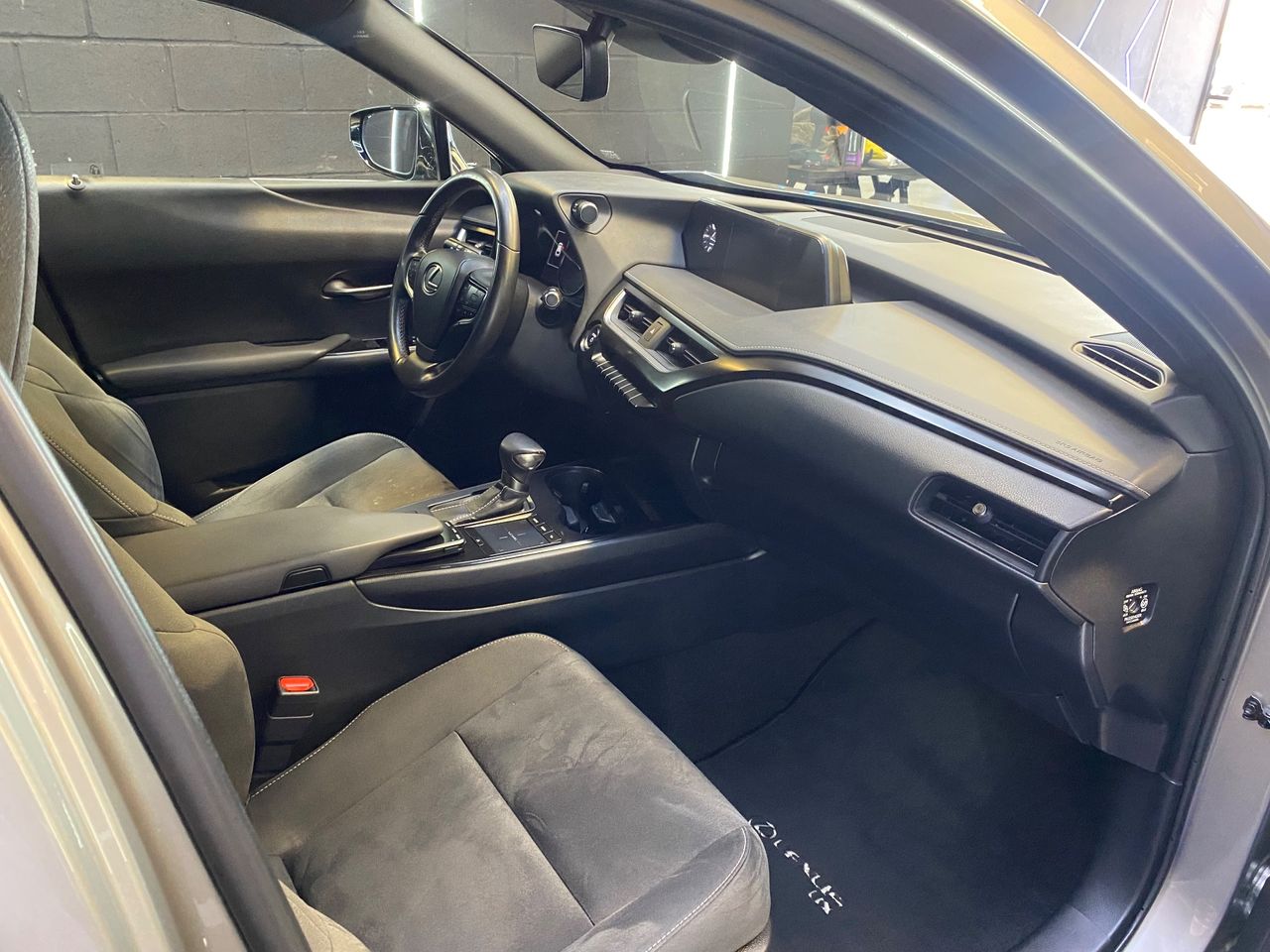 Lexus UX 250h 4x2 Business - Foto 4