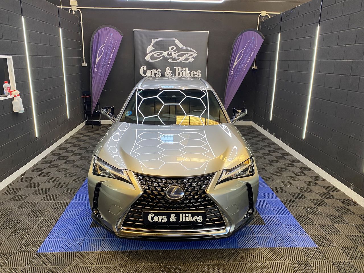 Lexus UX 250h 4x2 Business - Foto 13