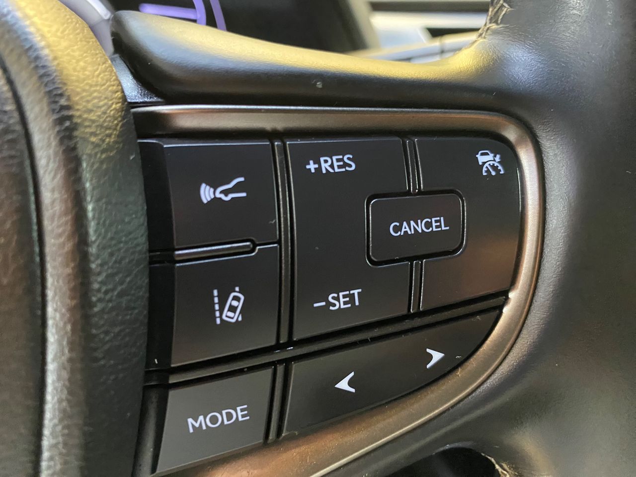 Lexus UX 250h 4x2 Business - Foto 22