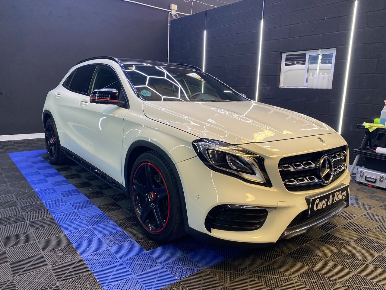 Mercedes GLA 220 d 4MATIC 7G-DCT - Foto 9