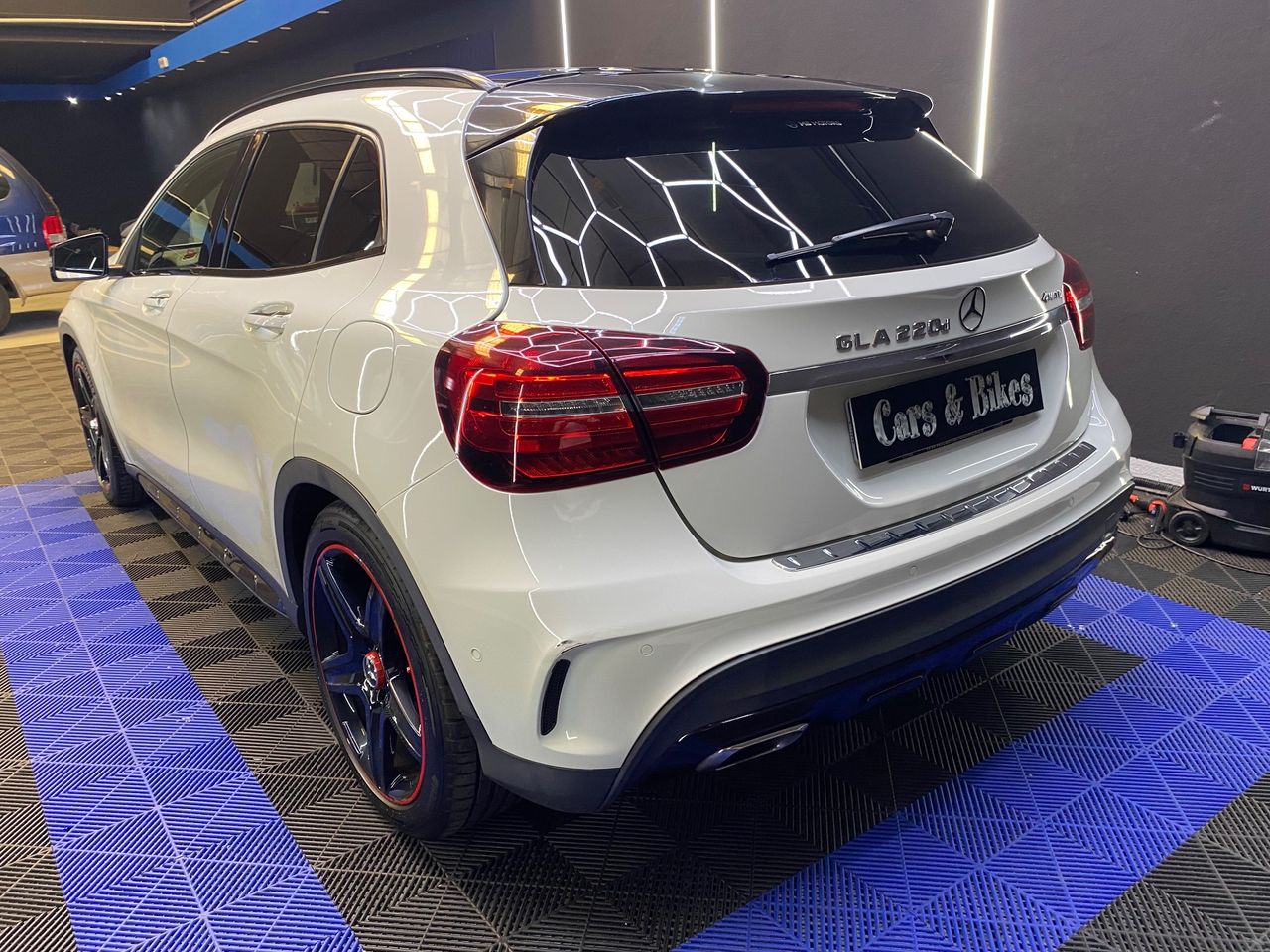 Mercedes GLA 220 d 4MATIC 7G-DCT - Foto 7