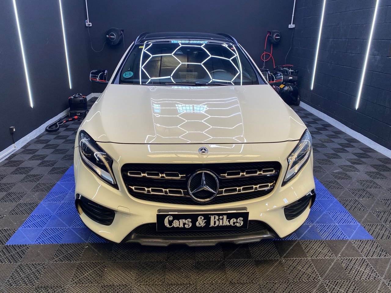 Mercedes GLA 220 d 4MATIC 7G-DCT - Foto 4