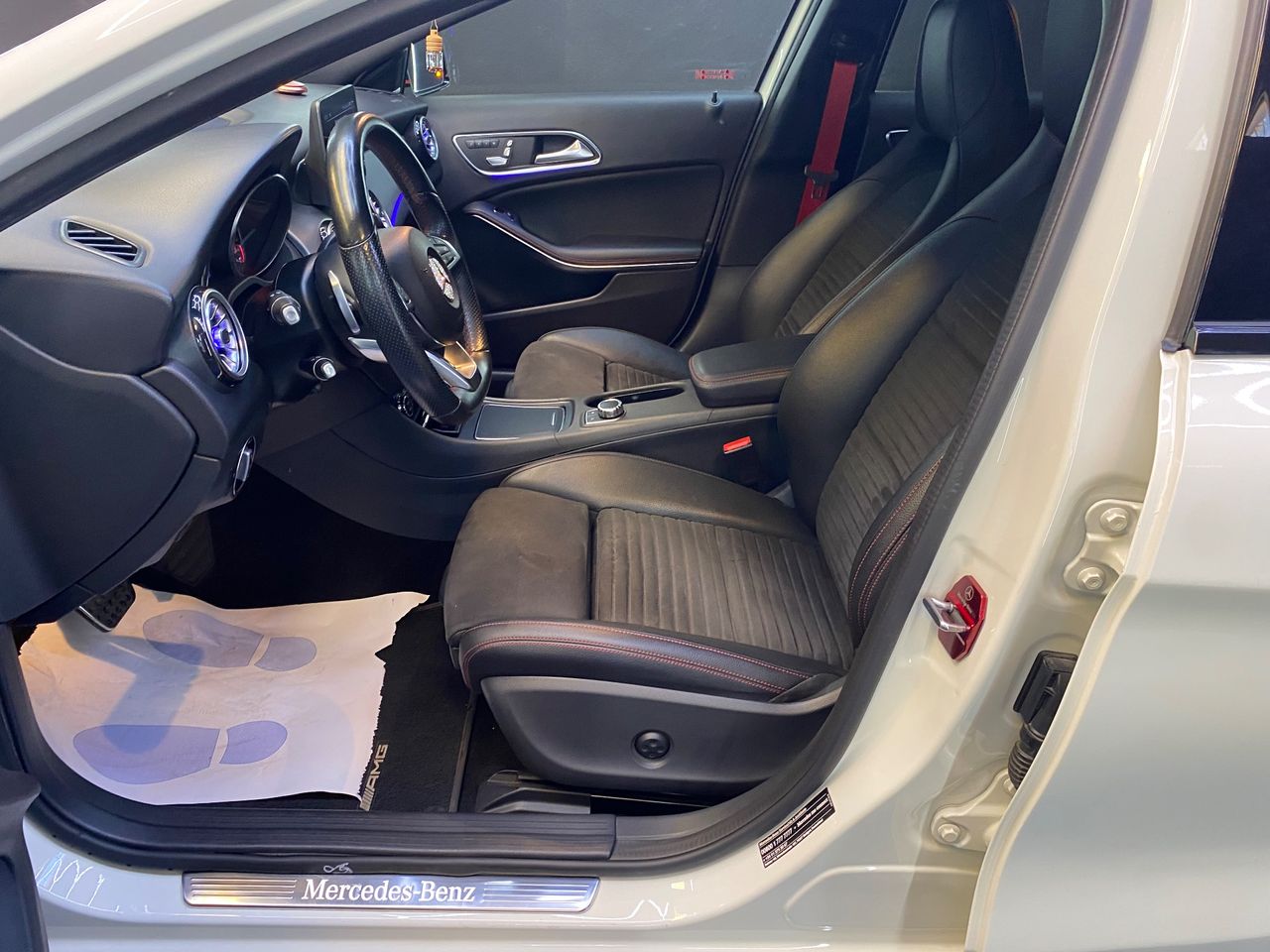 Mercedes GLA 220 d 4MATIC 7G-DCT - Foto 30