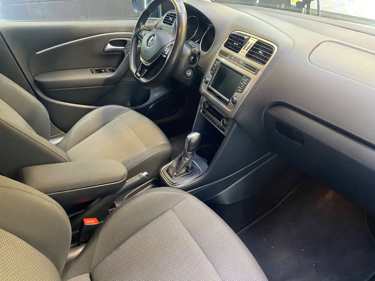 Volkswagen Polo 5p Sport 1.2 TSI 90 CV BMT DSG 7 vel. - Foto 16