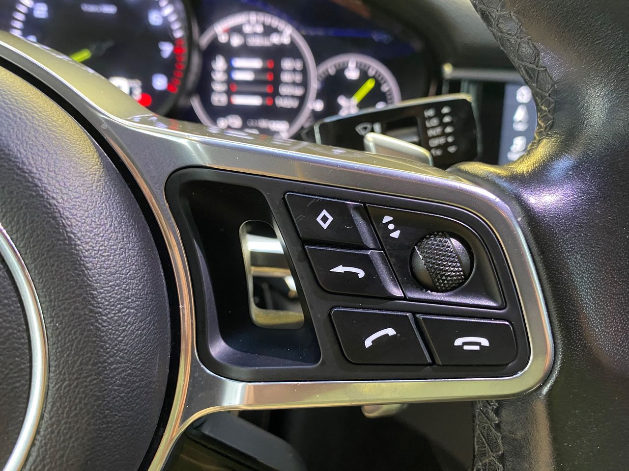 Porsche Panamera 4 E-Hybrid Executive - Foto 17