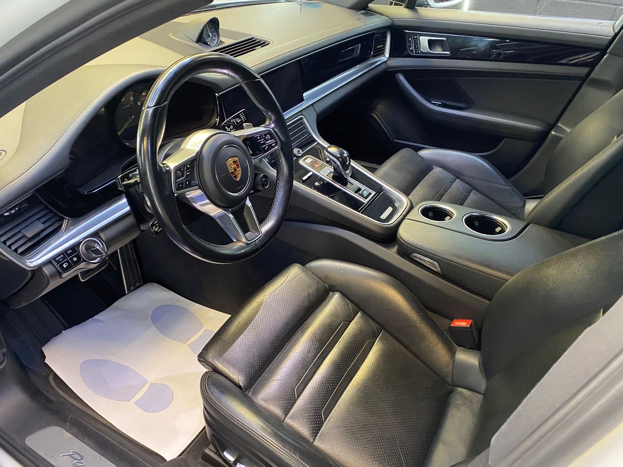 Porsche Panamera 4 E-Hybrid Executive - Foto 7