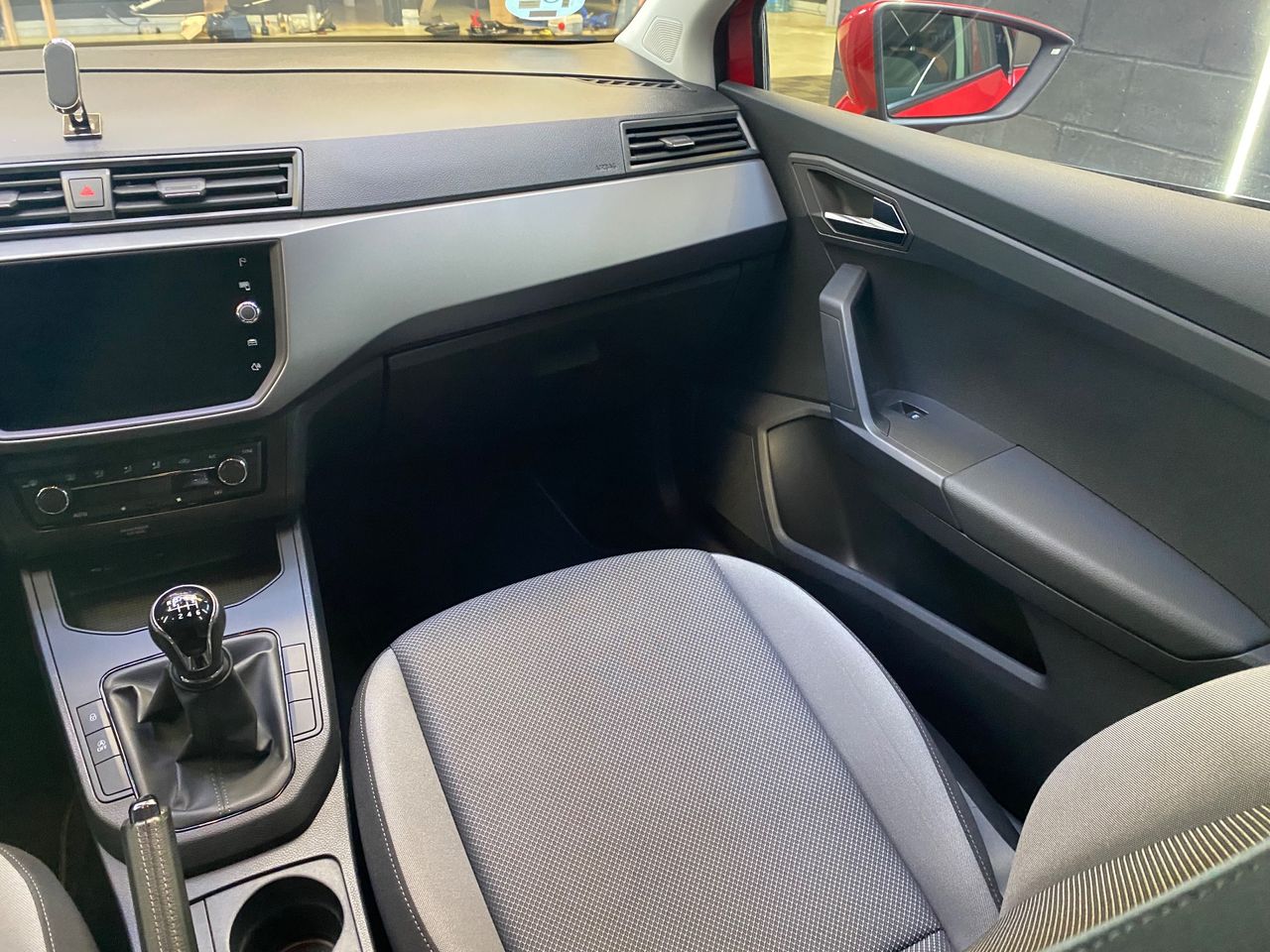 Seat Ibiza 1.0 TSI 70 kW - Foto 9