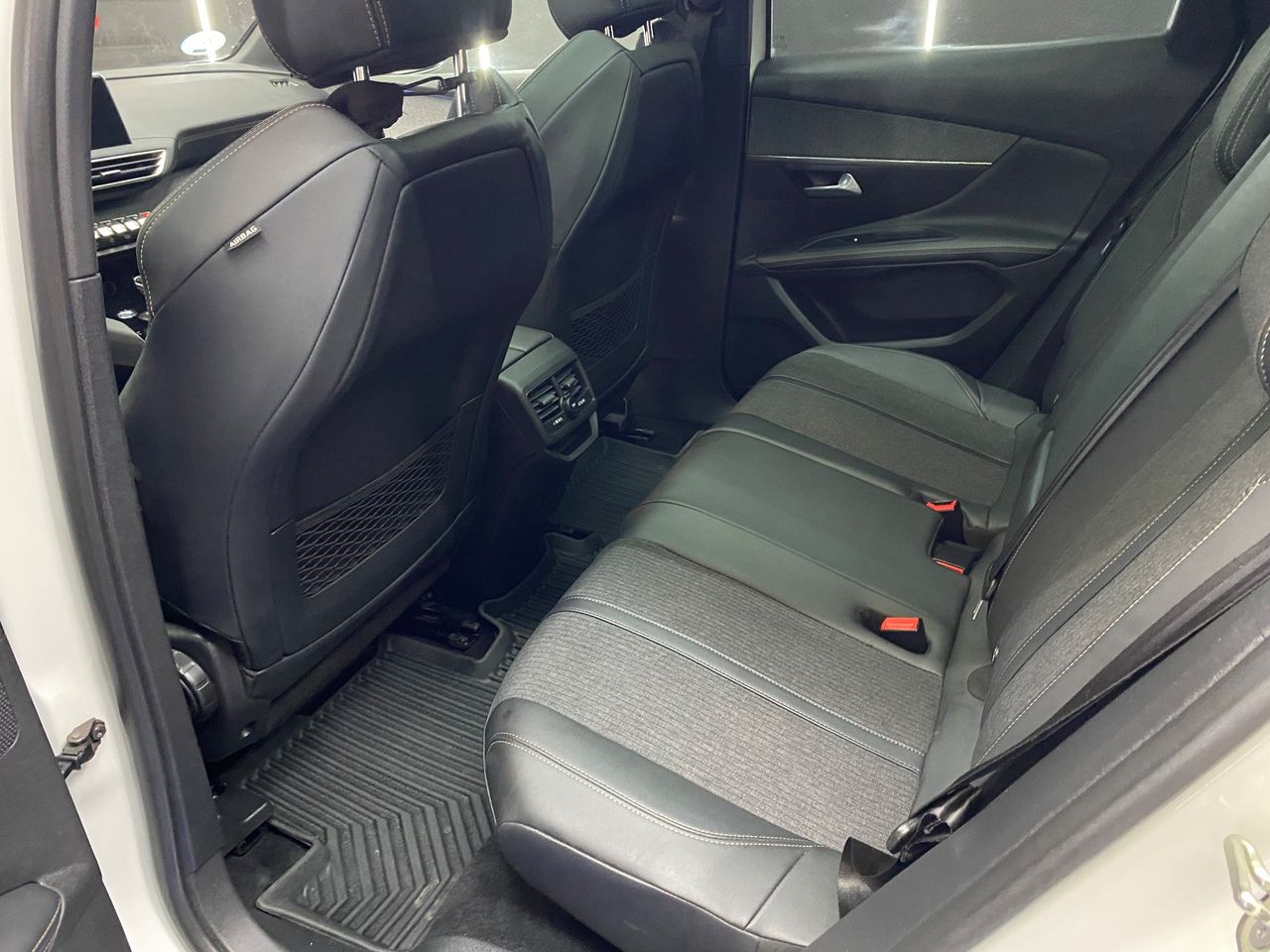 Peugeot 3008 GT Line BlueHDi 130 S&S EAT8 - Foto 10