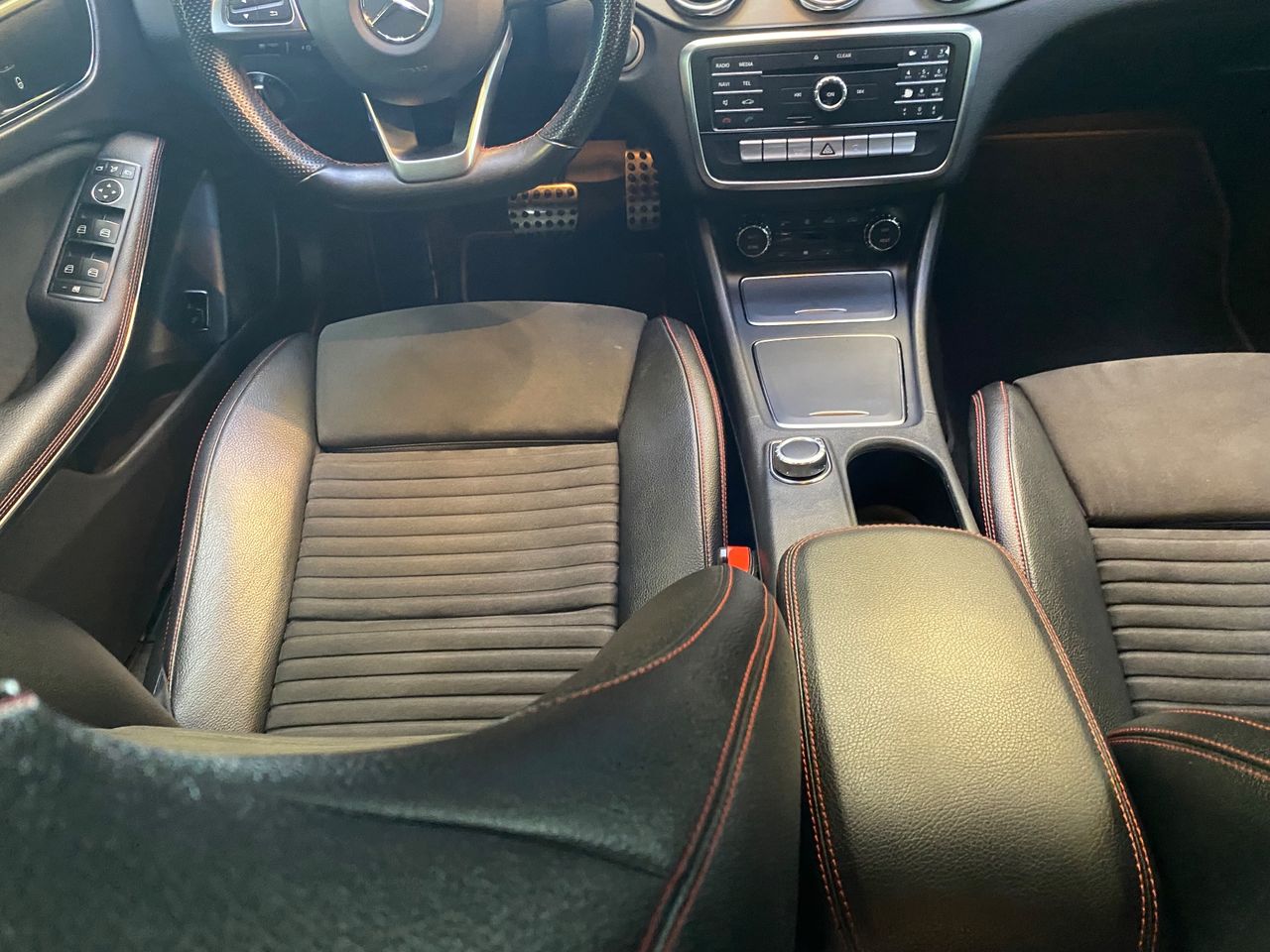 Mercedes GLA 200 d 7G-DCT - Foto 14