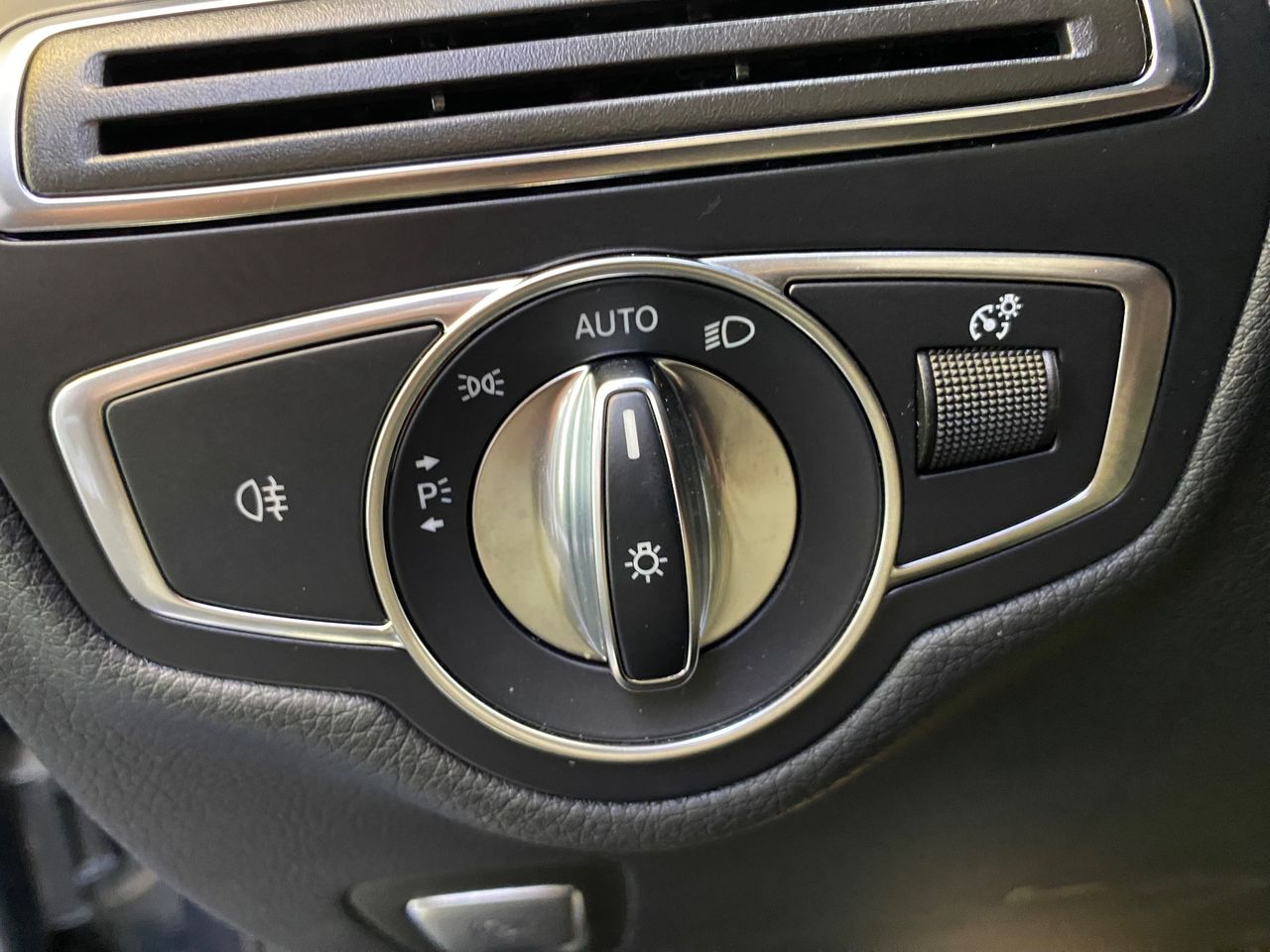 Mercedes GLC 220 d 4MATIC - Foto 17