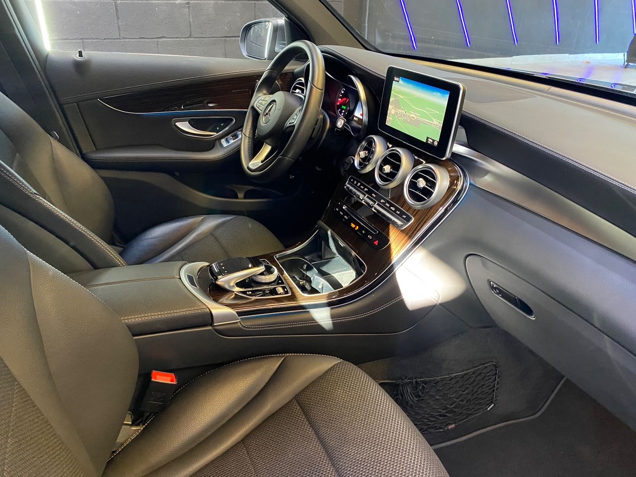 Mercedes GLC 220 d 4MATIC - Foto 27