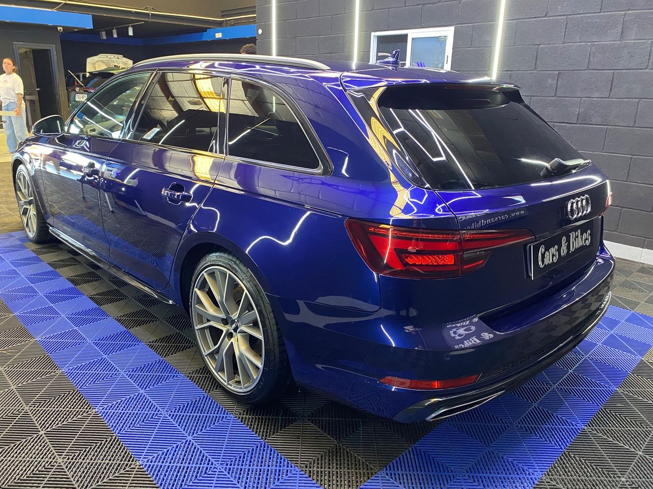 Audi A4 Avant Black line edition 40 TDI S tronic 7 vel. - Foto 8