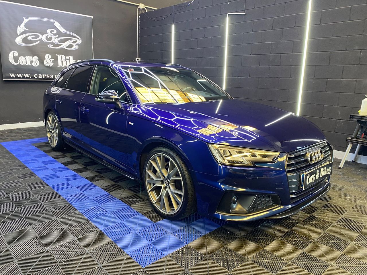 Audi A4 Avant Black line edition 40 TDI S tronic 7 vel. - Foto 4
