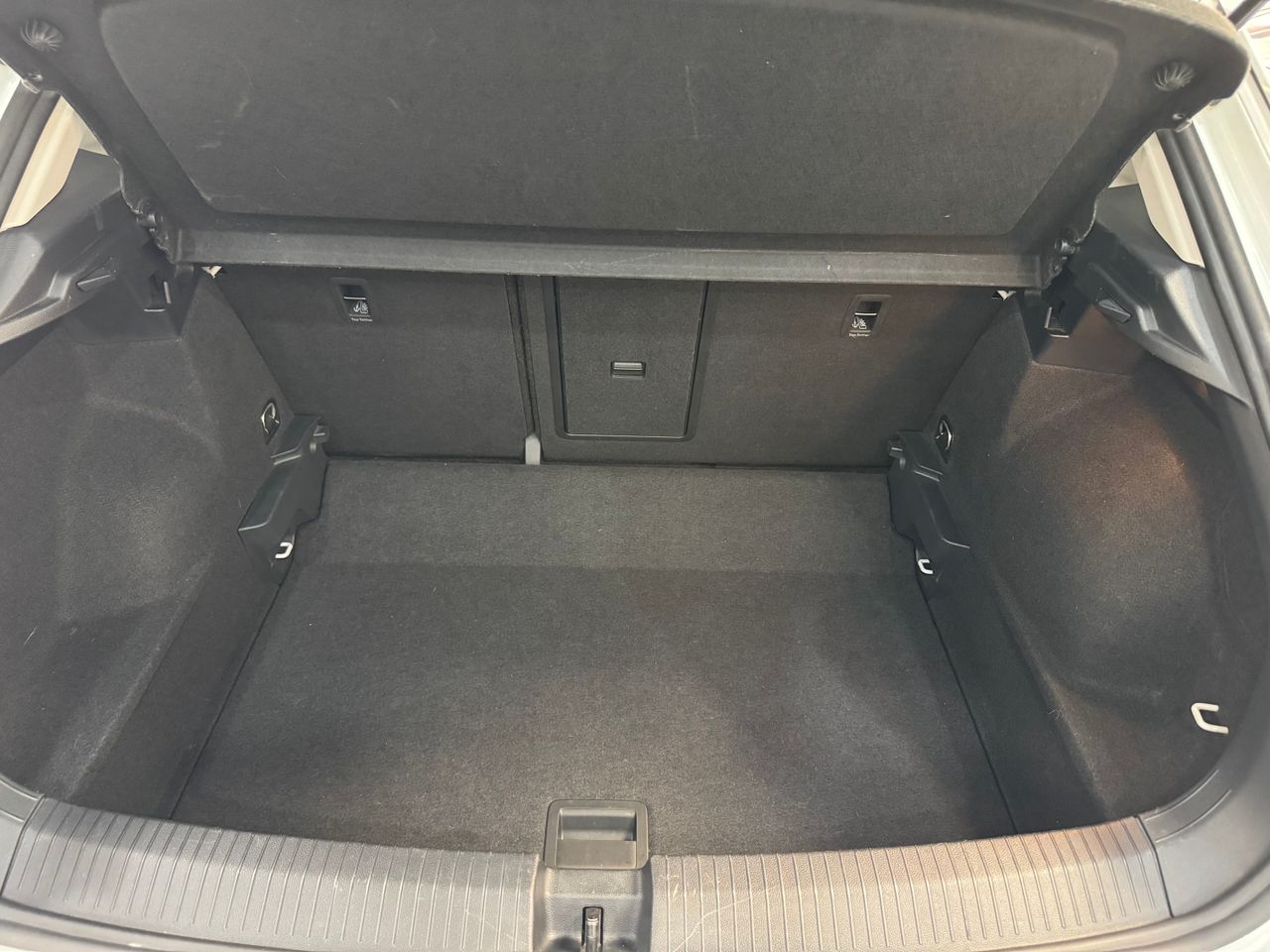 Volkswagen T-Roc 2.0 TDI 115 CV LIFE  - Foto 35