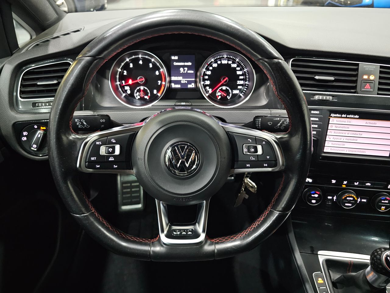 Volkswagen Golf GTI 2.0 TSI 220 CV 5P - Foto 31