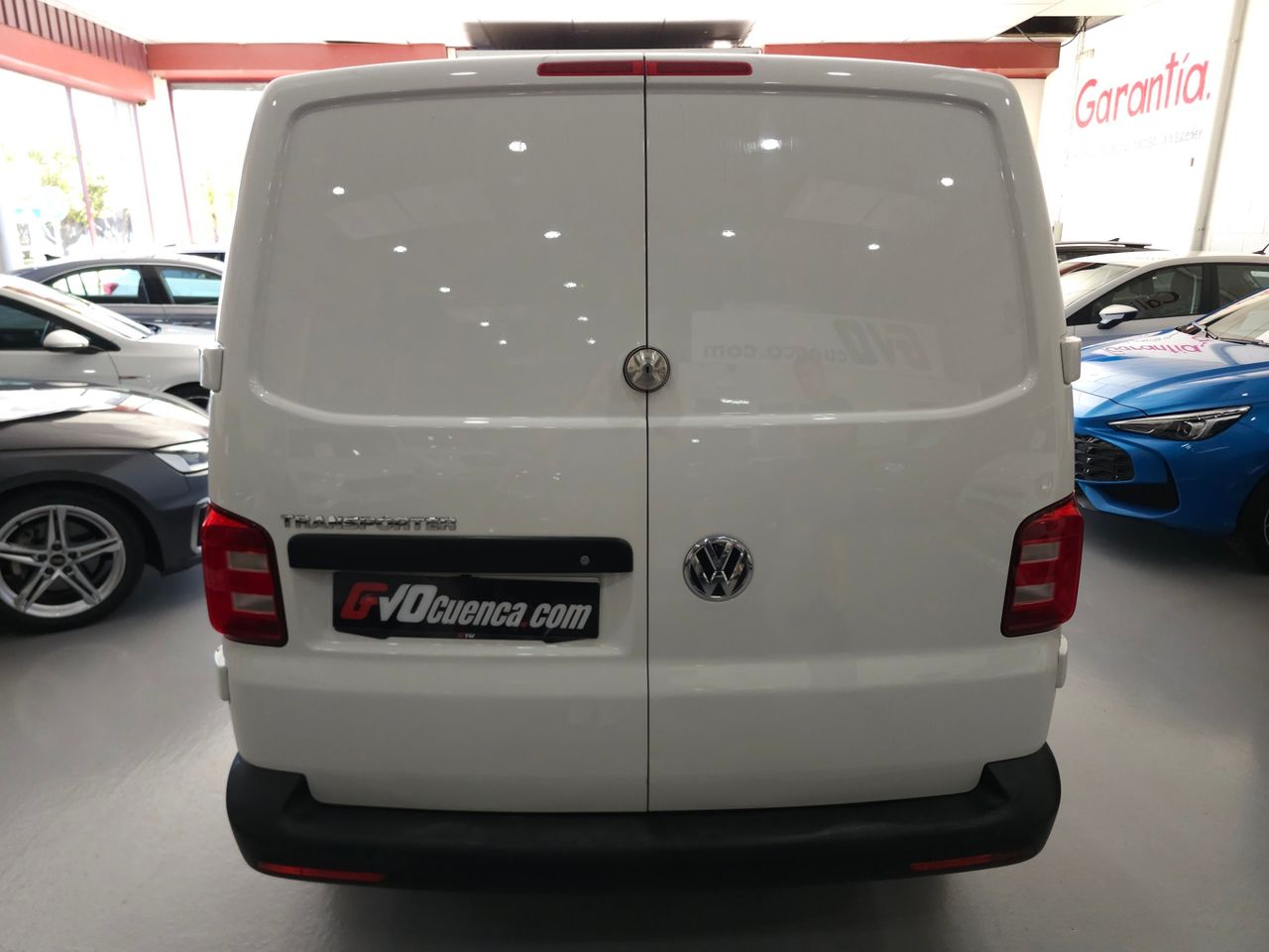 Volkswagen Transporter 2.0 TDI 150CV FURGON CORTO - Foto 9