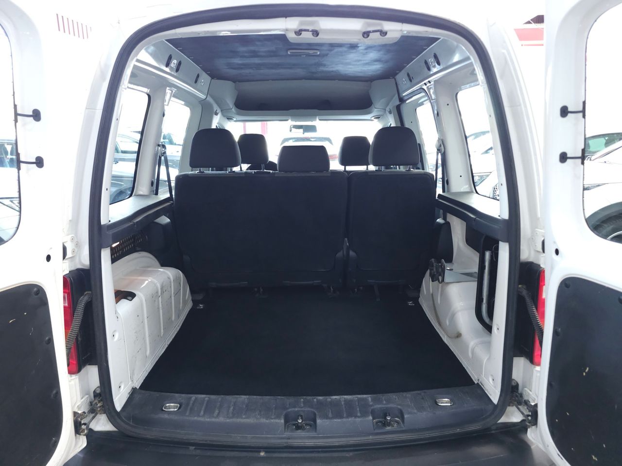 Volkswagen Caddy 2.0 TDI 122 C.V 4MOTION BMT KOMBI - Foto 10