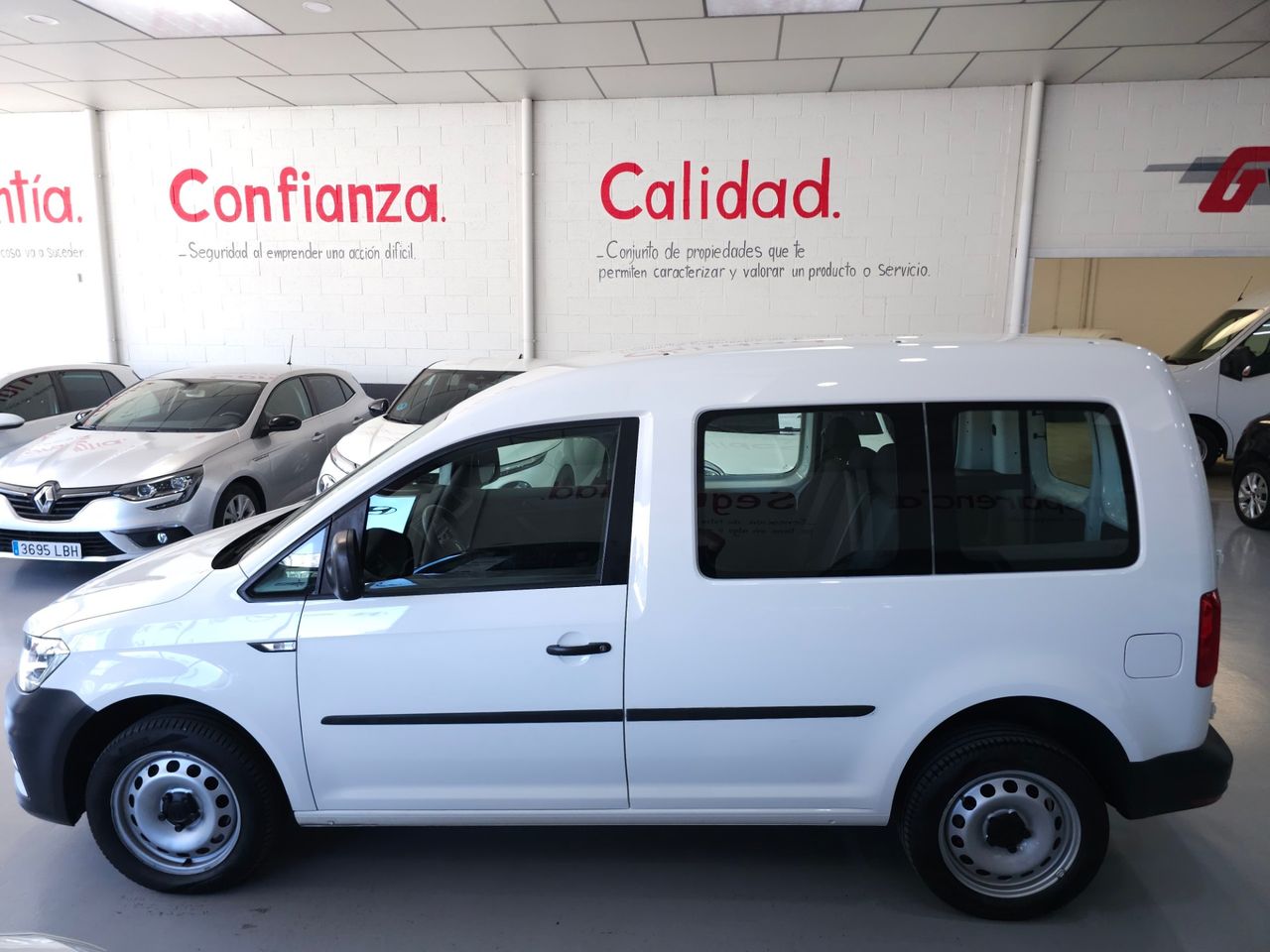 Volkswagen Caddy 2.0 TDI 122 C.V 4MOTION BMT KOMBI - Foto 3