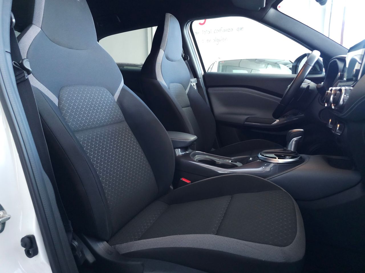 Nissan Juke 1.0 114 CV DCT 7 V N-CONNECTA - Foto 13