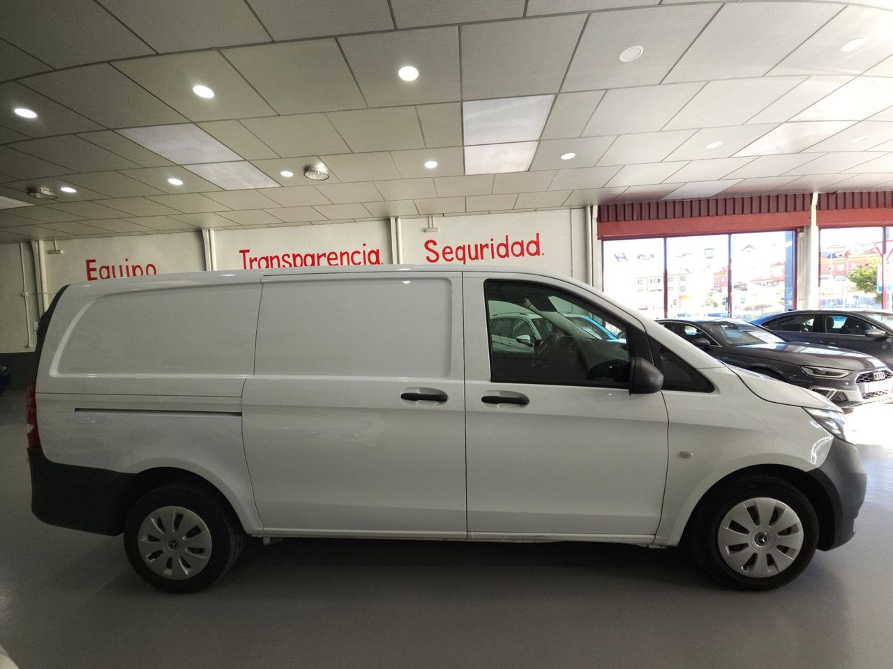 Mercedes Vito 110 CDI FWD LARGA - Foto 4