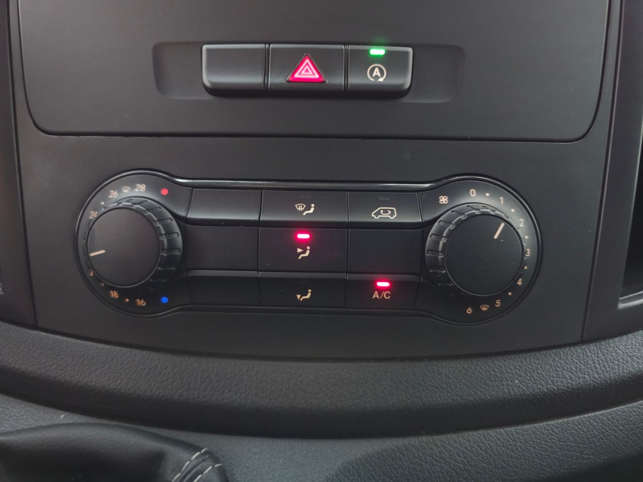 Mercedes Vito 110 CDI FWD LARGA - Foto 16