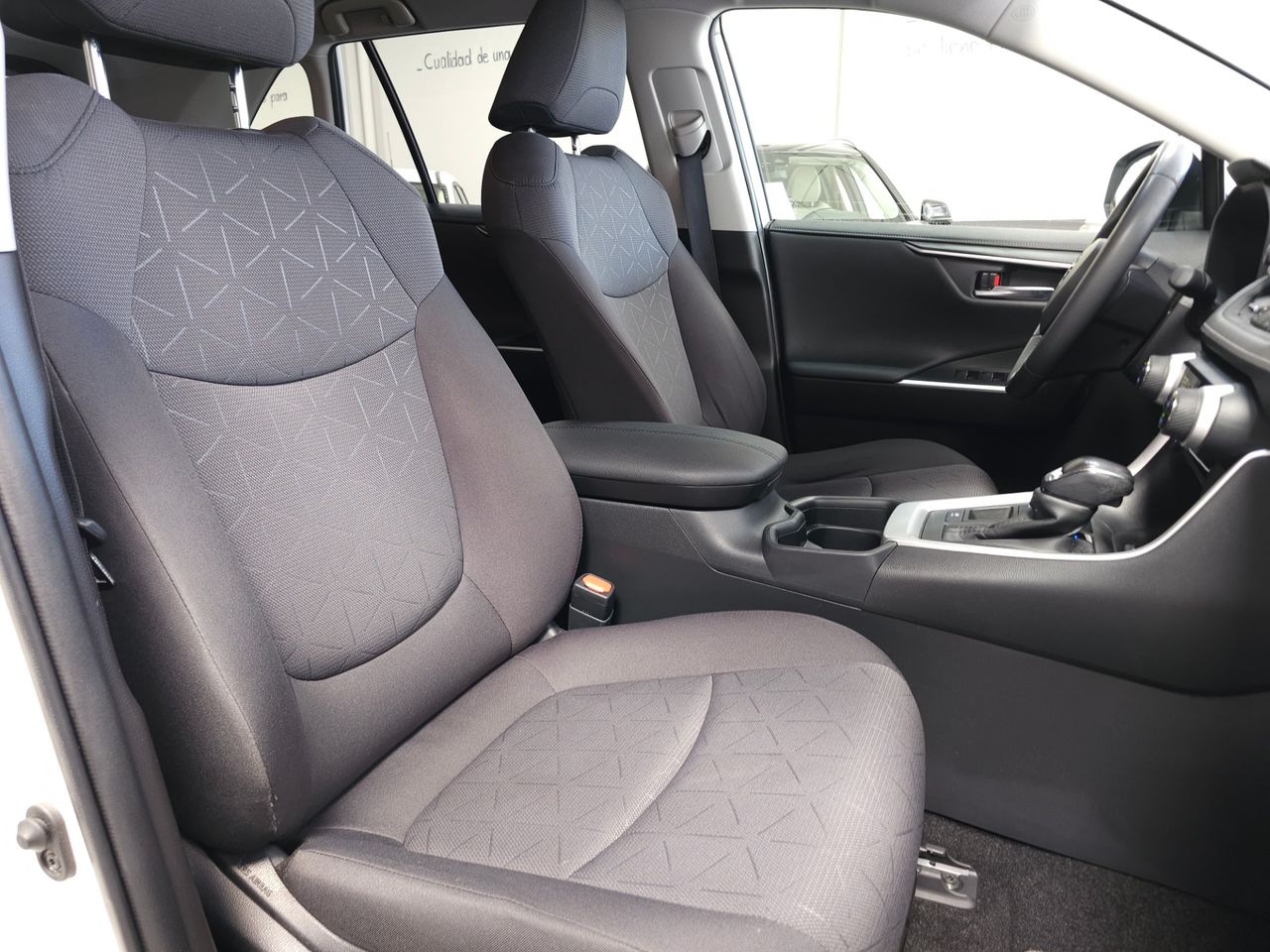 Toyota Rav4 2.5 L 220 H ADVANCE - Foto 13