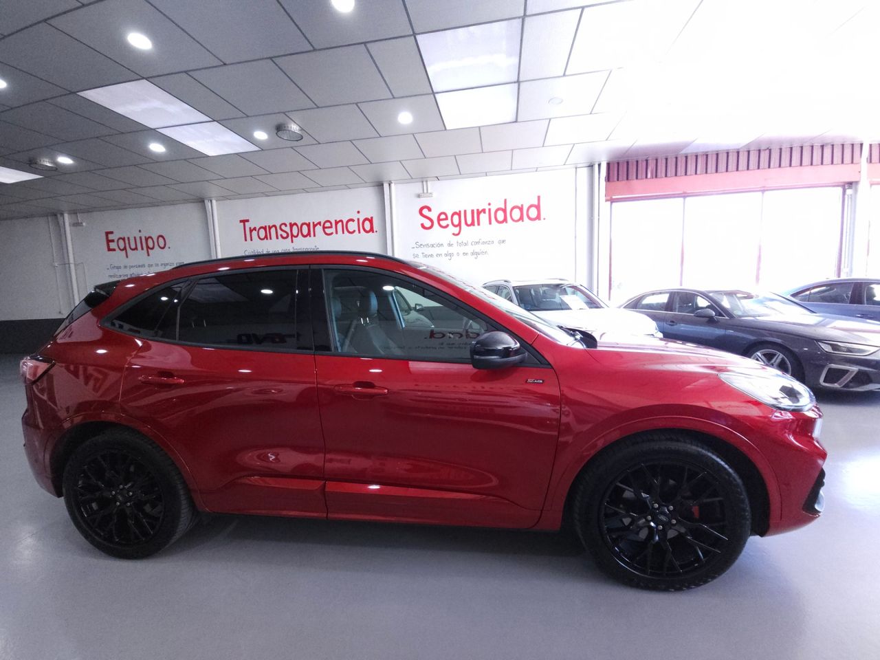 Ford Kuga 2.5 DURATEC 190CV ST LINE FHEV - Foto 4