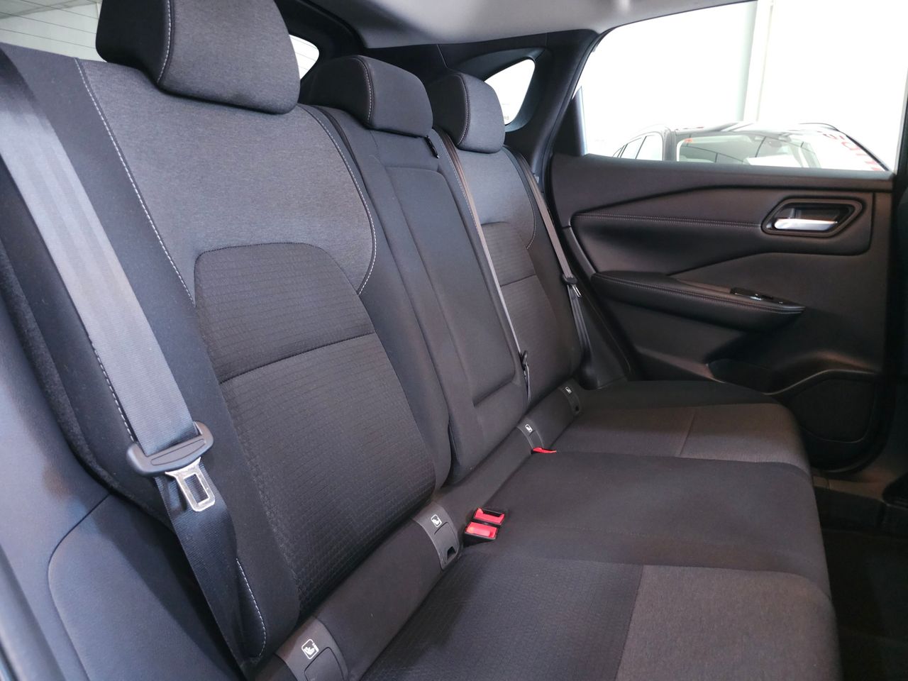 Nissan Qashqai 1.3 DIG-T 140CV N-CONNECTA - Foto 14