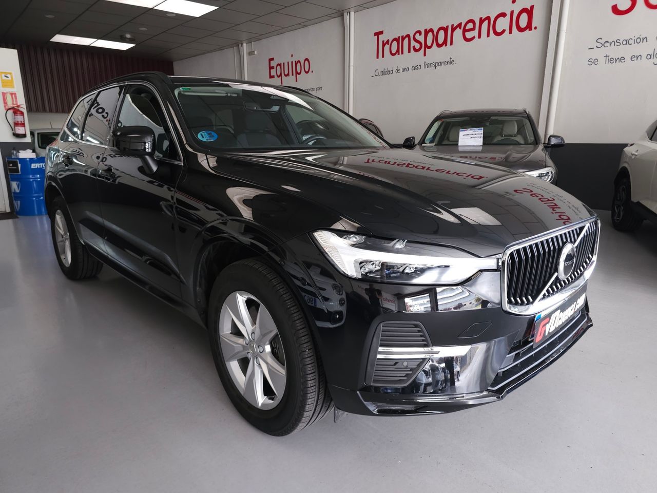 Volvo XC60 2.0 B4 MILD HYBRID D CORE 200 CV - Foto 6