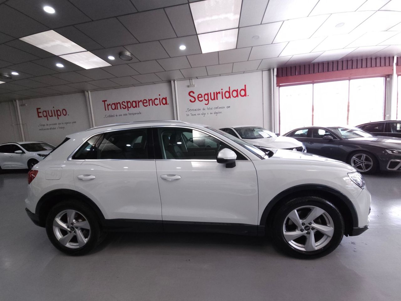 Audi Q3 35 TDI 150CV STRONIC - Foto 4