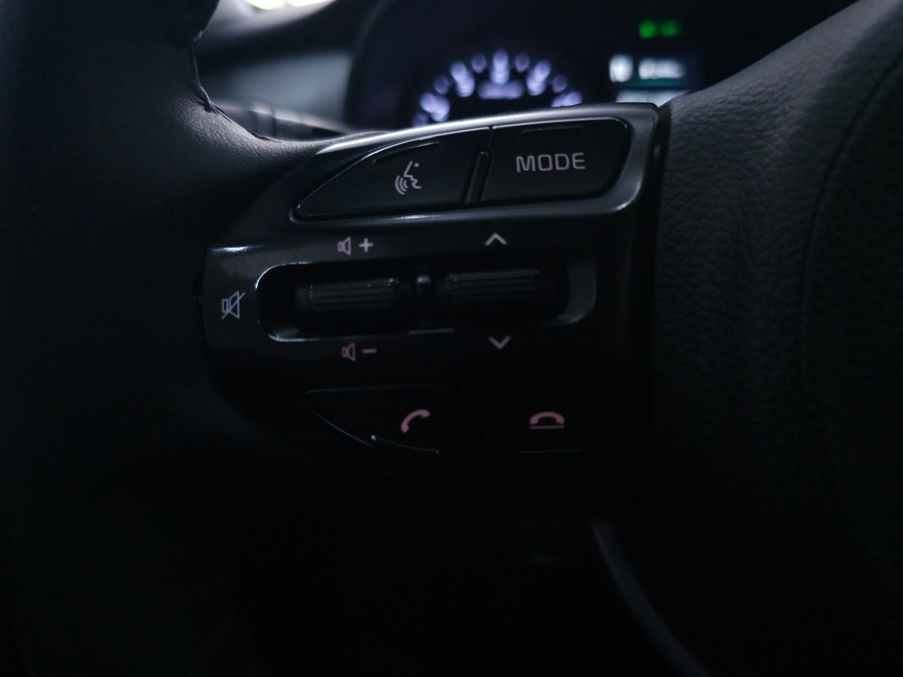 Kia Stonic 1.0 T-Gdi  100CV HYBRID - Foto 20