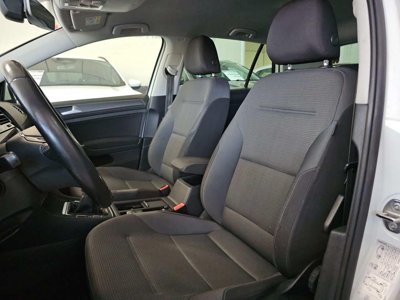 Volkswagen Golf 1.0 ADVANCE 115 CV - Foto 12