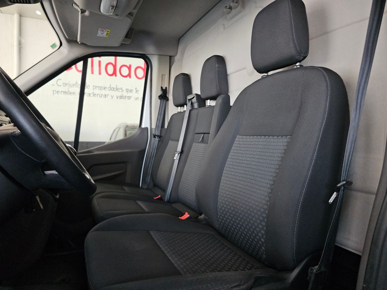 Ford Transit 2.0 ECUBLUE 130 CV L3 H3 VAN TREND - Foto 13