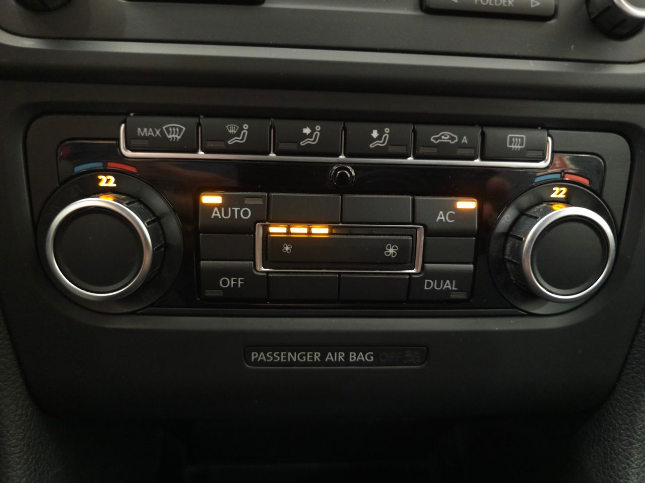 Volkswagen Golf 1.6 TDI 105 CV - Foto 20