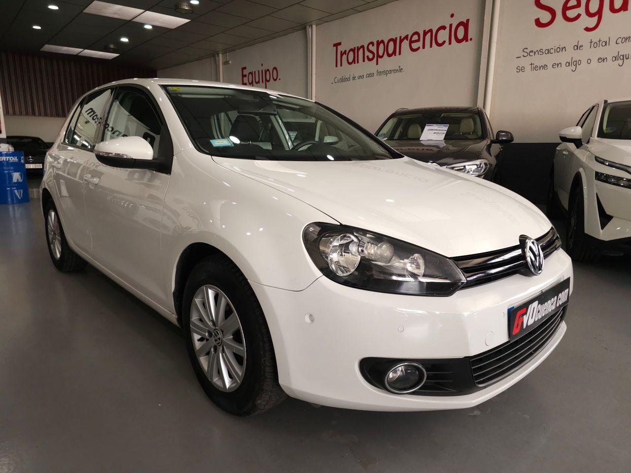 Volkswagen Golf 1.6 TDI 105 CV - Foto 5