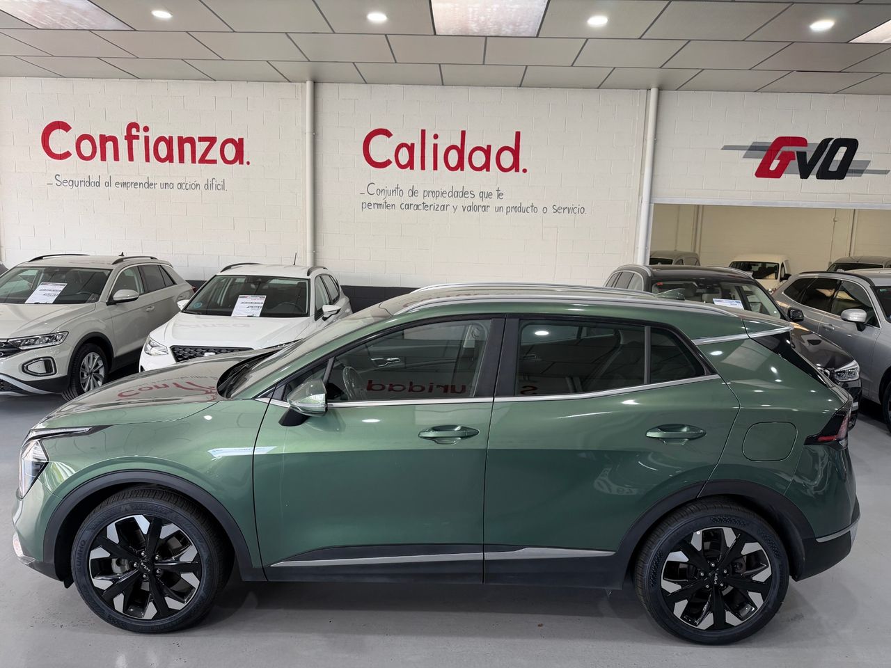 Kia Sportage 1.6 T-GDI PHEV 265 CV DRIVE 4X4 - Foto 3