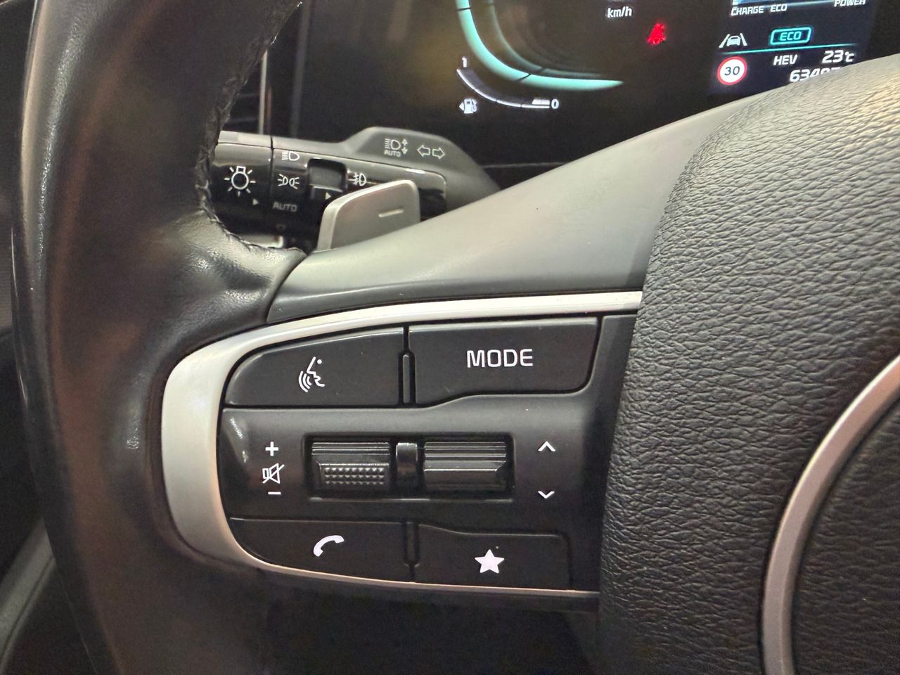 Kia Sportage 1.6 T-GDI PHEV 265 CV DRIVE 4X4 - Foto 19