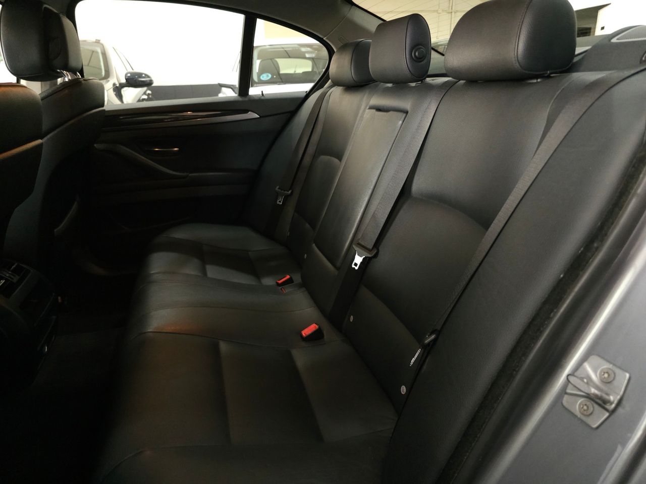 BMW Serie 5 520 D 184CV - Foto 12