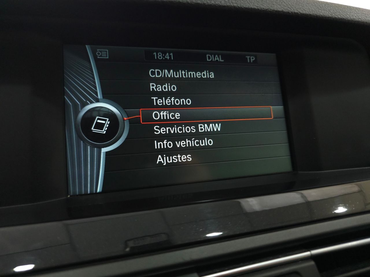 BMW Serie 5 520 D 184CV - Foto 19