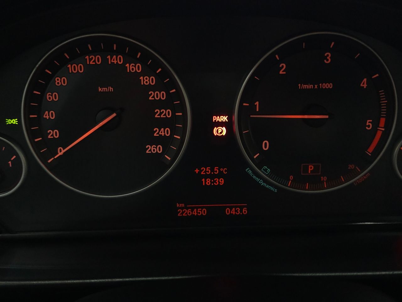 BMW Serie 5 520 D 184CV - Foto 16