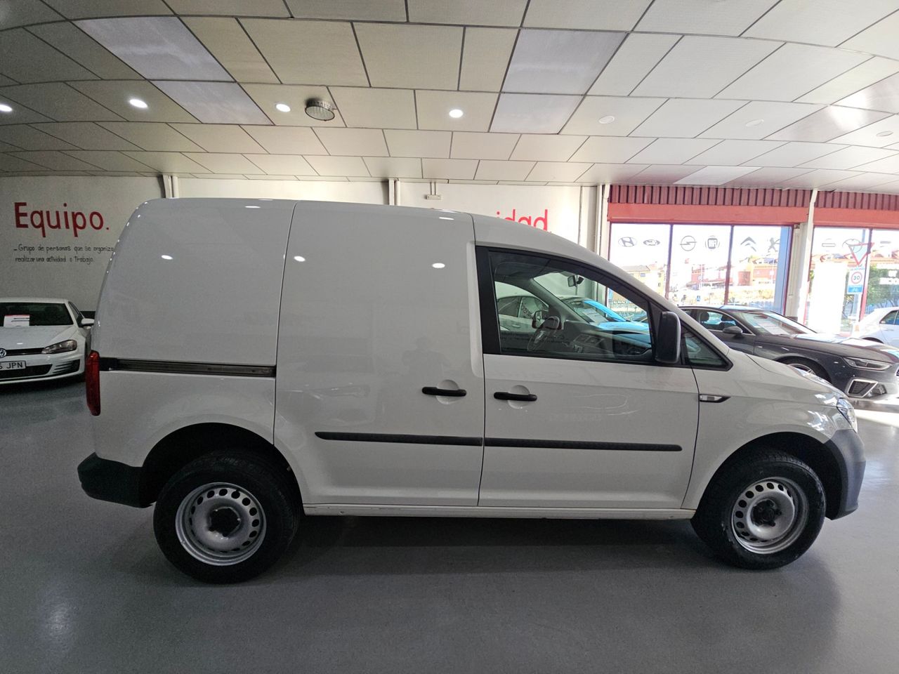 Volkswagen Caddy 2.0 TDI 122 CV BUSINESS BMT 4MOTION - Foto 4