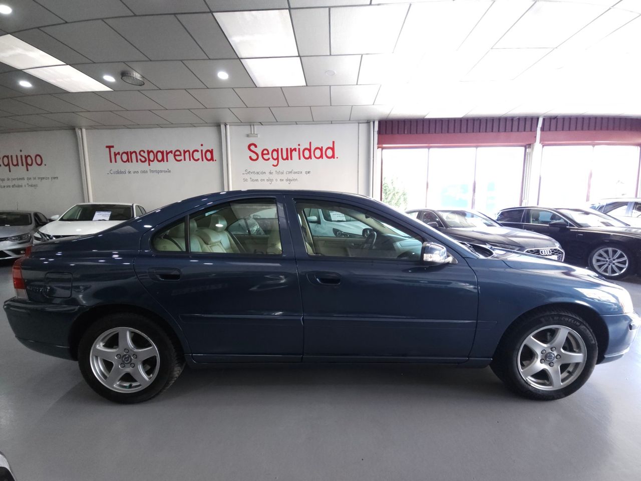 Volvo S60 2.4 163 CV - Foto 4
