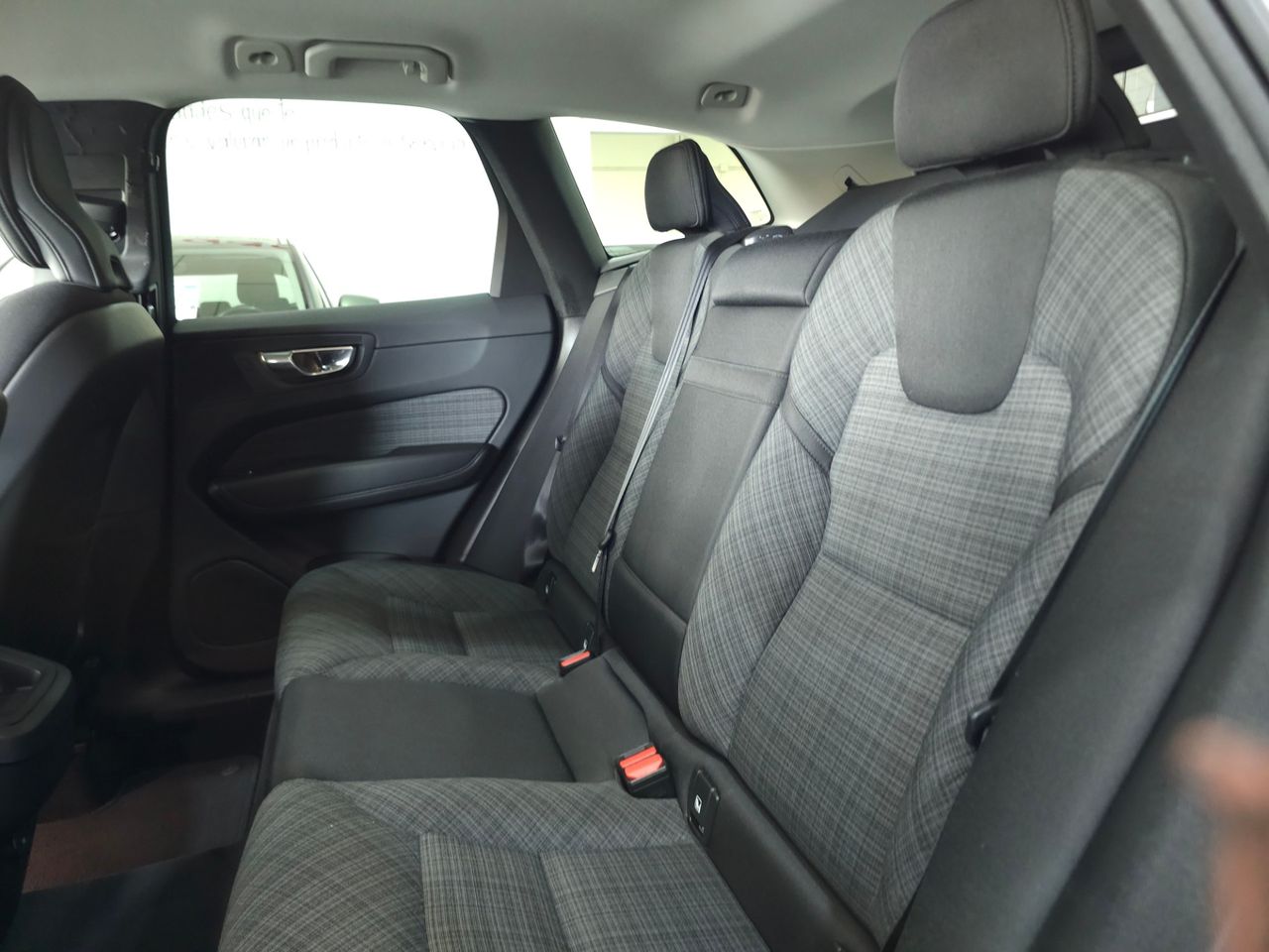 Volvo XC60 2.0 B4 MILD-HYBRID D CORE 197 CV - Foto 14