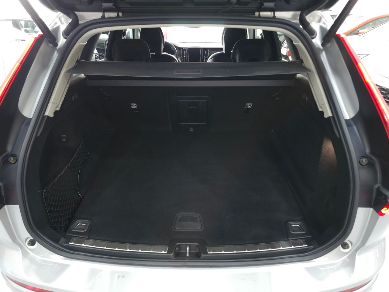 Volvo XC60 2.0 B4 MILD-HYBRID D CORE 197 CV - Foto 10
