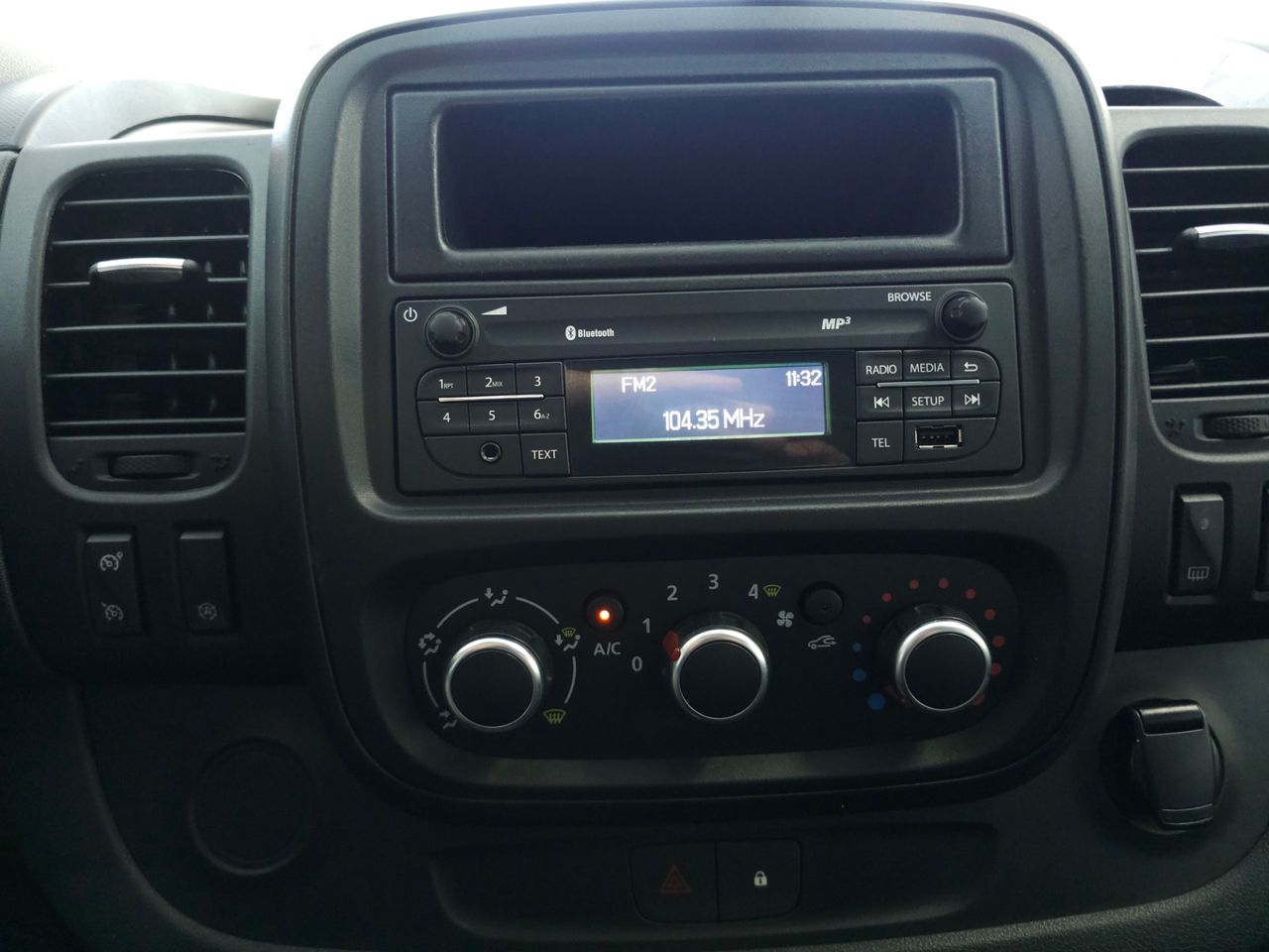 Renault Trafic 2.0 BLUE DCI CABINA DOBLE 6P 120CV - Foto 19